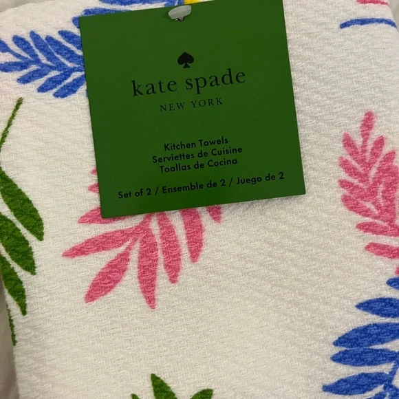 Kate Spade Leaf Print kitchen Towel Set - Picture 2 of 2
